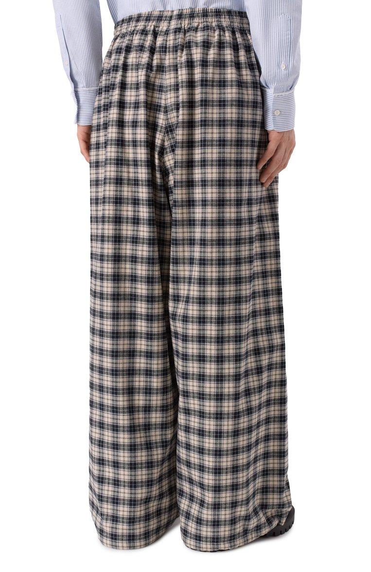 https://st-cdn.tsum.com/sig/37f2095adb61935959caaa3fed30f2e7/width/763/i/71/12/5d/9a/da2cd512-0805-11f1-b80d-b4969139ea48.jpg