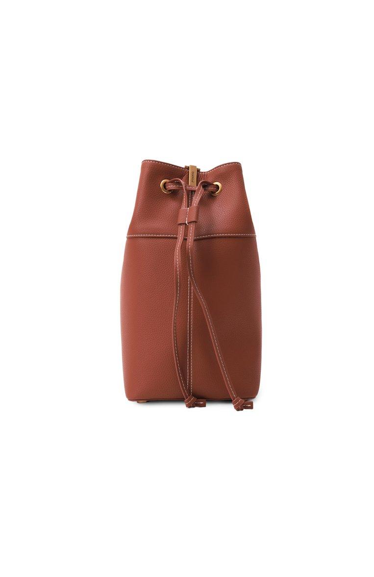 https://st-cdn.tsum.com/sig/40bfc37412832c93c61aec3ba71e07f7/width/763/i/96/8c/b8/85/627713b9-331c-11f0-b80d-b4969139ea48.jpg