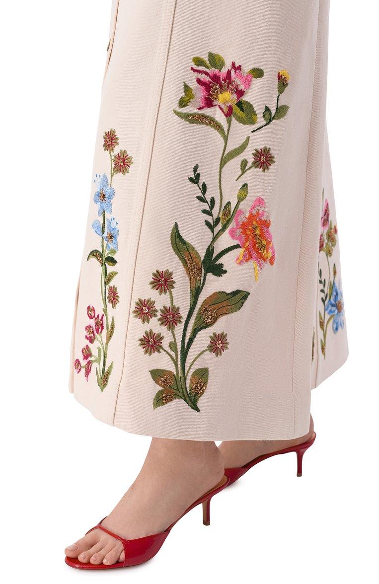 https://st-cdn.tsum.com/sig/416ec22e182f5e27af96e2e8fb3d0487/width/763/i/10/e1/fd/c2/407da61d-89f3-4644-b5c2-72035c0454c4.jpg