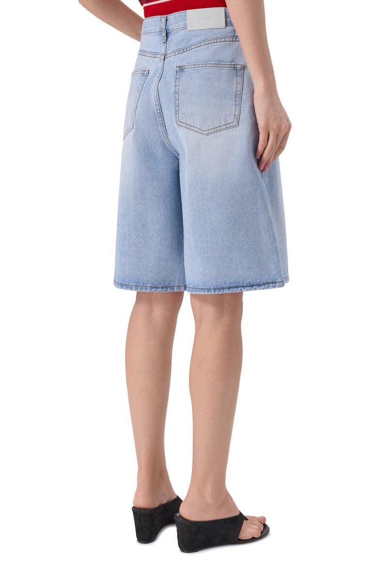 https://st-cdn.tsum.com/sig/4252a4aa21c81c1671dafe3beb7b8484/width/763/i/e4/fa/41/de/ce3b5c07-3d5c-4f0e-ab47-90f51666c65a.jpg