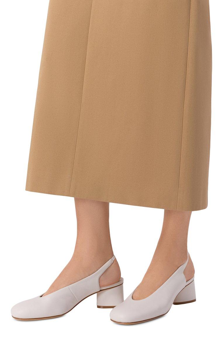 https://st-cdn.tsum.com/sig/4965afde7e28b000f18c15c083292773/width/763/i/20/32/33/52/e542933a-c94c-48ea-8514-711579b008a2.jpg