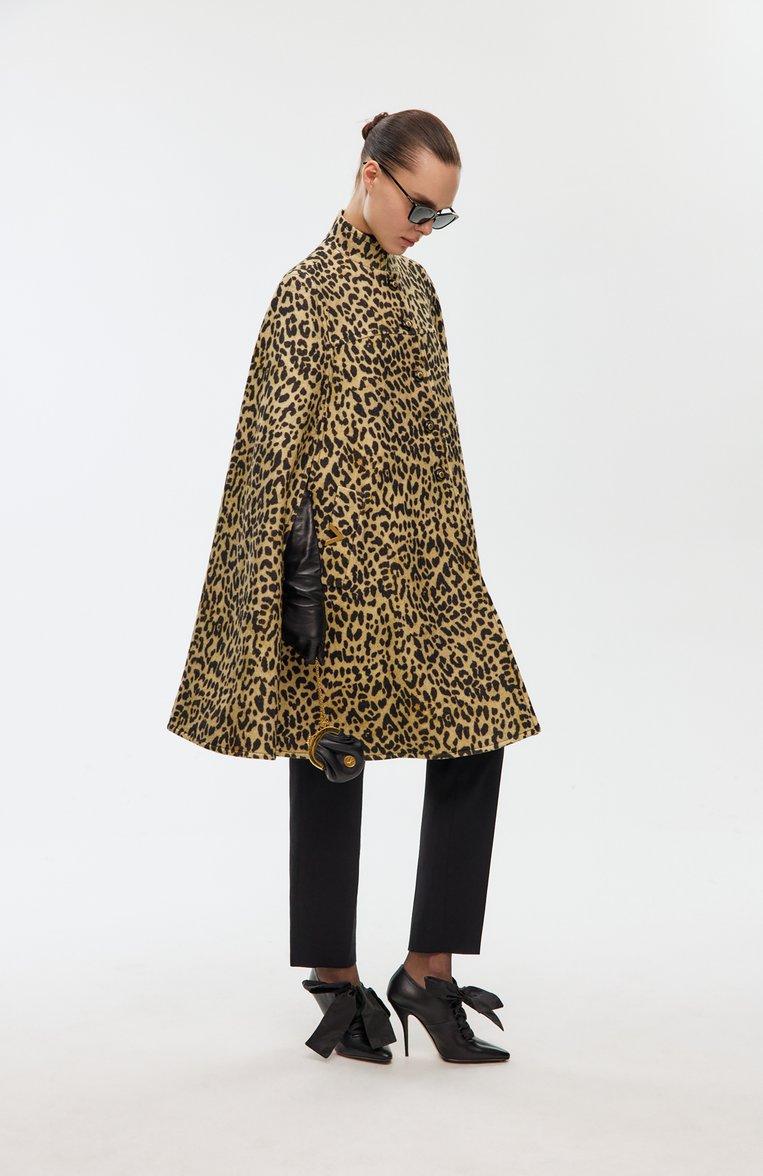 https://st-cdn.tsum.com/sig/4a1f43d223c3b112d893e60a6d19b6ac/width/763/i/27/a3/68/61/c3a81740-c9fe-11f0-b80d-b4969139ea48.jpg