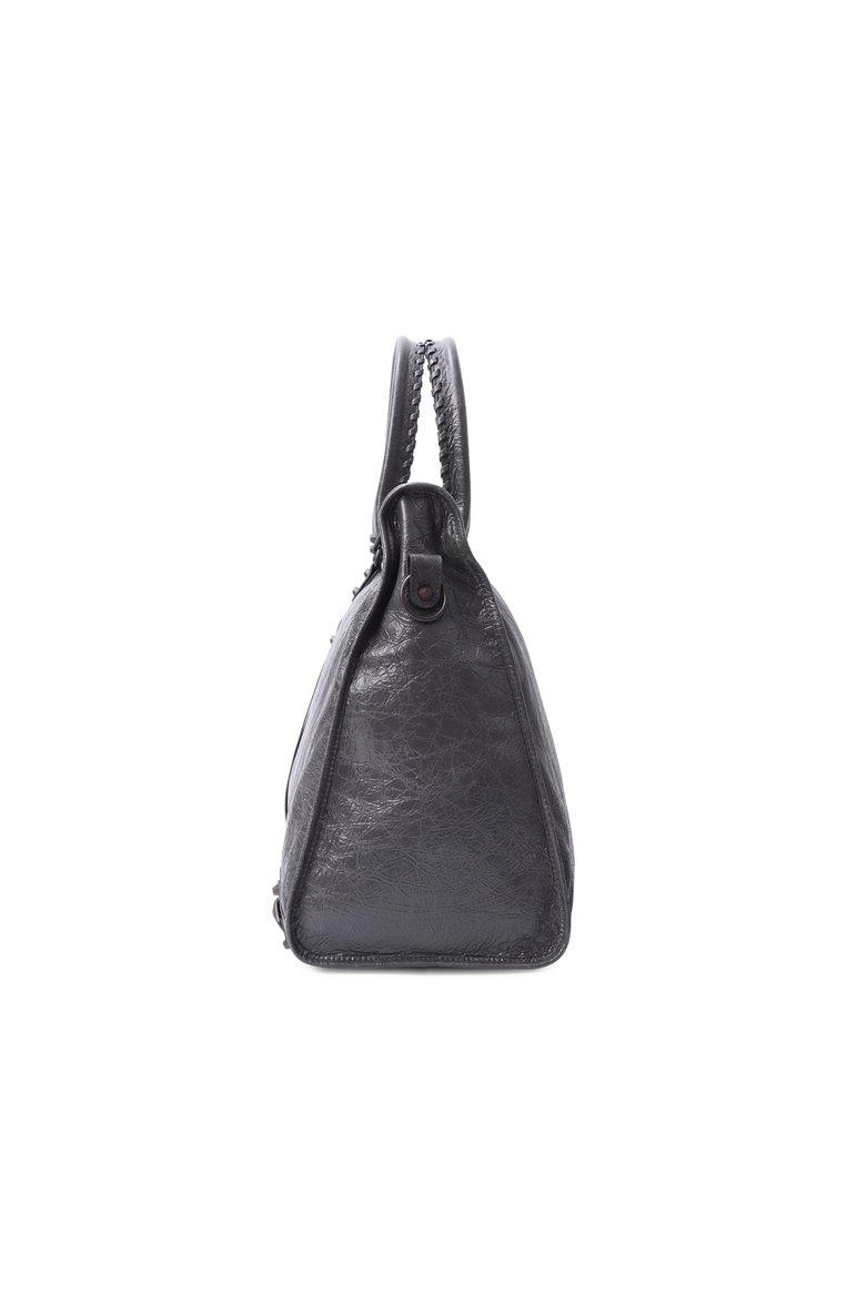 https://st-cdn.tsum.com/sig/4c2a8412ef5bf75d467c4c5c721aa3c8/width/763/i/22/de/22/63/5f74a8b5-cf68-11f0-b80d-b4969139ea48.jpg