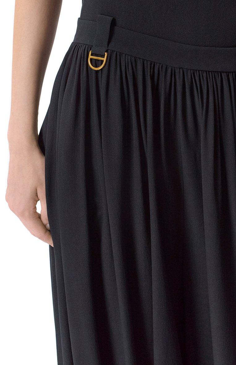 https://st-cdn.tsum.com/sig/50e2a5f70d66ec6e1a44330e3d23e265/width/763/i/9b/89/2b/e4/52b5c209-3a6a-44bc-9f7b-4a309f424c99.jpg