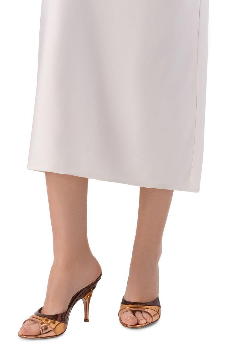 https://st-cdn.tsum.com/sig/538bb17c1aa3fc2138c70e4c439ce77c/width/763/i/20/3b/90/83/e0824ad0-0597-4a63-a19b-d72112cb4e7c.jpg