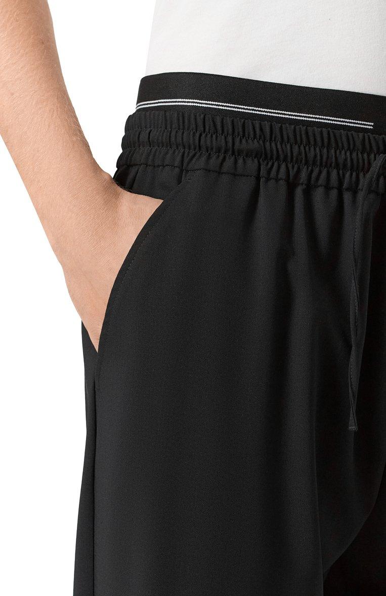 https://st-cdn.tsum.com/sig/5546ab9b622e99f5077eabfb9c96405b/width/763/i/5d/84/29/af/18bc30cb-f612-11f0-b80d-b4969139ea48.jpg