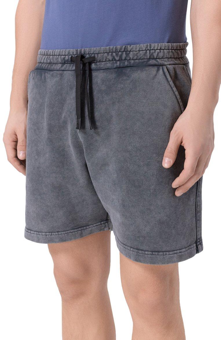 https://st-cdn.tsum.com/sig/5a578a30bac2c8f9e0e6cc1a26212303/width/763/i/f9/55/3f/73/09409c46-a384-11f0-b80d-b4969139ea48.jpg
