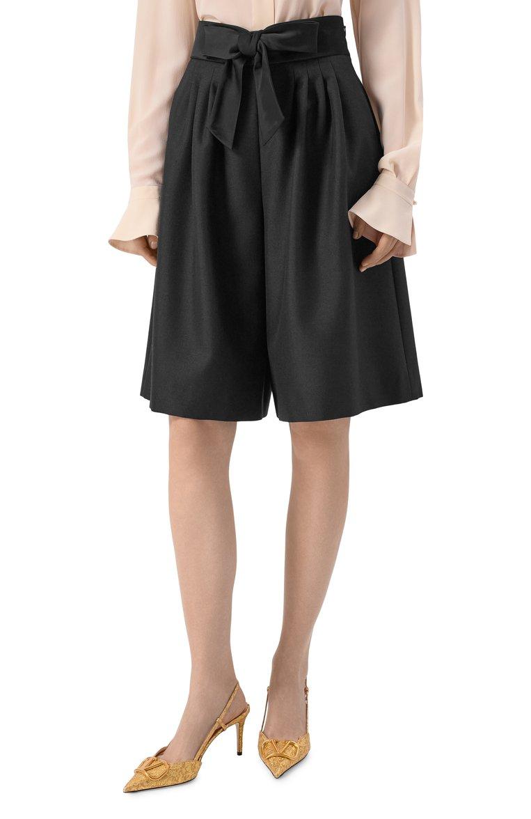 https://st-cdn.tsum.com/sig/5bbfd6840c7f10cd1f7f40d47b17b9d9/width/763/i/a4/ca/cf/63/2942a348-62c3-4f8a-8217-ec8d83d2ffa6.jpg