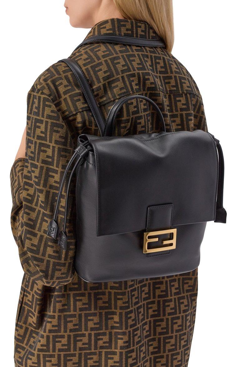 https://st-cdn.tsum.com/sig/5d0e98d2250d6c2e0f91bac3e61668d9/width/763/i/05/03/fc/3f/83d5cd26-f34b-49d5-8394-12f0a70fb8b3.jpg