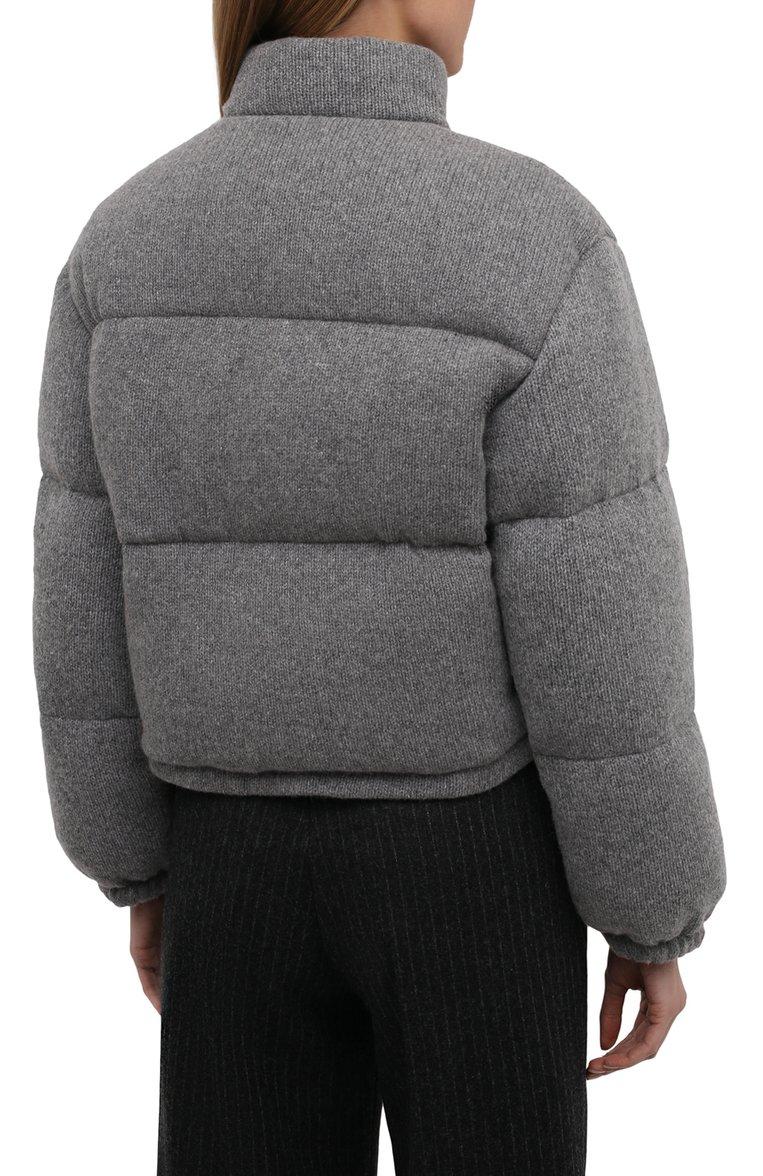 https://st-cdn.tsum.com/sig/5e493b76e29e7f9fd25cece098152d2e/width/763/i/69/e3/27/bf/69e327bf-c7b8-3004-b9ae-5a324a91a2b5.jpg