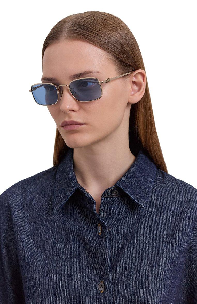 https://st-cdn.tsum.com/sig/60a35bda3d2f1cf9170d4db98995861c/width/763/i/da/c2/75/c9/aaaee596-ba5c-11f0-b80d-b4969139ea48.jpg