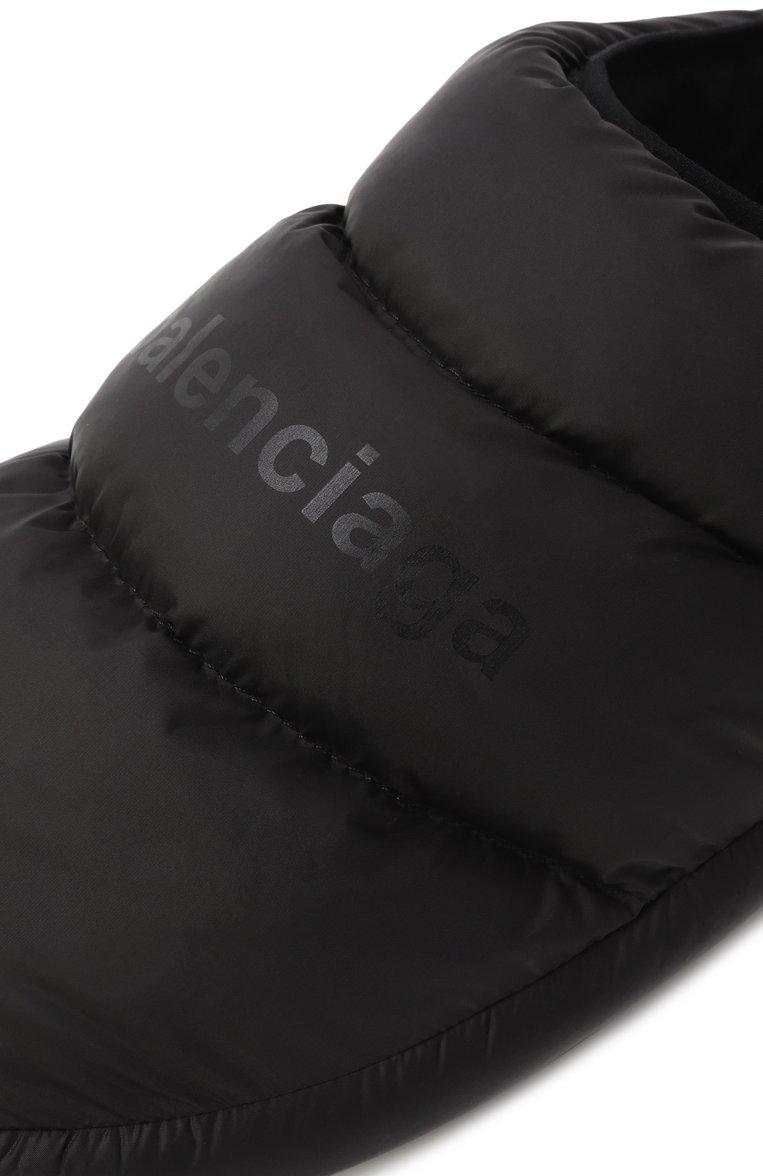 https://st-cdn.tsum.com/sig/61c20208b4b72e32dcb8ccc7abdf0283/width/763/i/dd/20/58/82/28339610-01e3-11f0-b80d-b4969139ea48.jpg