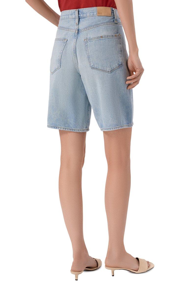 https://st-cdn.tsum.com/sig/625112365216d595d62fd595298e78a0/width/763/i/d3/90/03/a7/20cc3f90-fa5d-4b79-9441-2782ce1d7d4d.jpg
