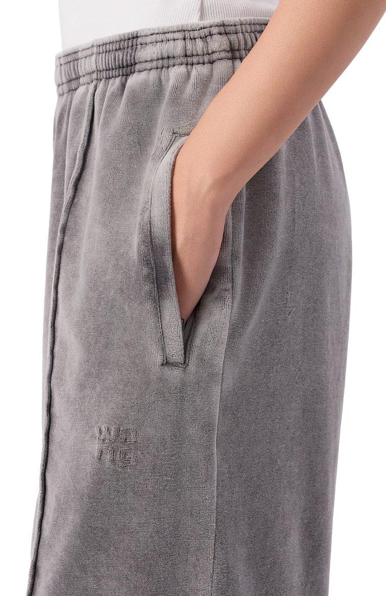 https://st-cdn.tsum.com/sig/644176dbb9c2d6339cdedce10c51821e/width/763/i/30/f8/83/49/36c09c58-c2eb-11f0-b80d-b4969139ea48.jpg
