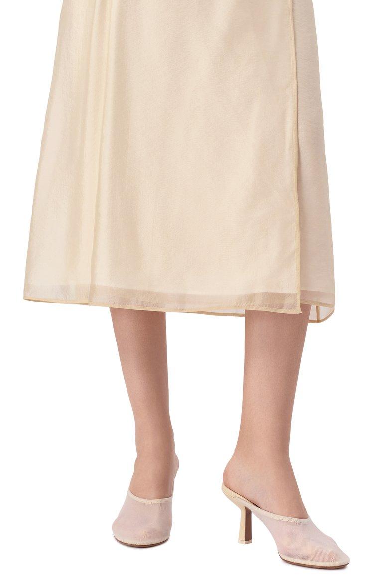 https://st-cdn.tsum.com/sig/6be7ff9fbbf9d411fa21237a9f89d5af/width/763/i/c6/11/e8/01/0e7ad58e-30be-11f0-a839-b4969139e814.jpg