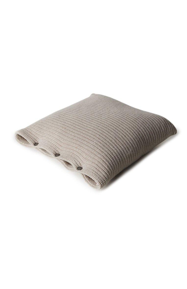 https://st-cdn.tsum.com/sig/6ceadd713fc39baff6fd4759e36fe44f/width/763/i/a6/dd/ed/00/a6dded00-95c3-3be5-805d-5d2907a188b6.jpg
