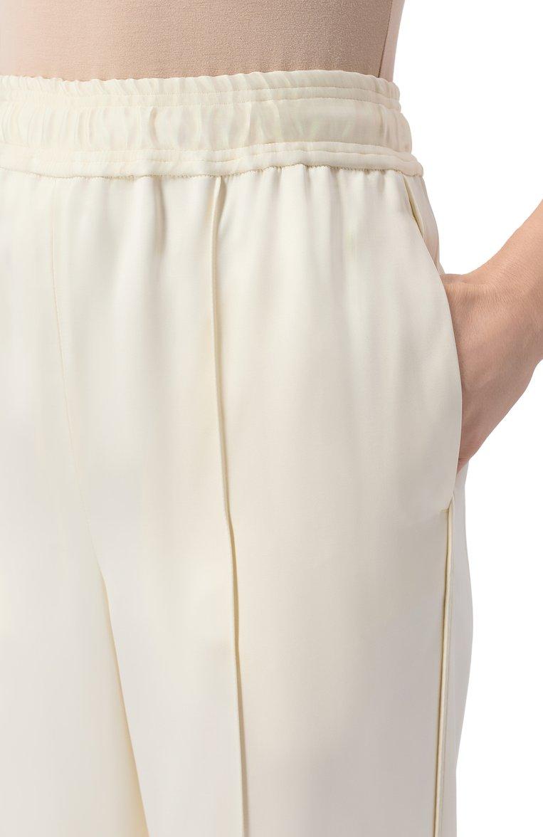 https://st-cdn.tsum.com/sig/710e9a6479cf2cc6458d97ea1f4f501f/width/763/i/ee/48/0f/78/8b9e4c67-42c1-11f0-b80d-b4969139ea48.jpg