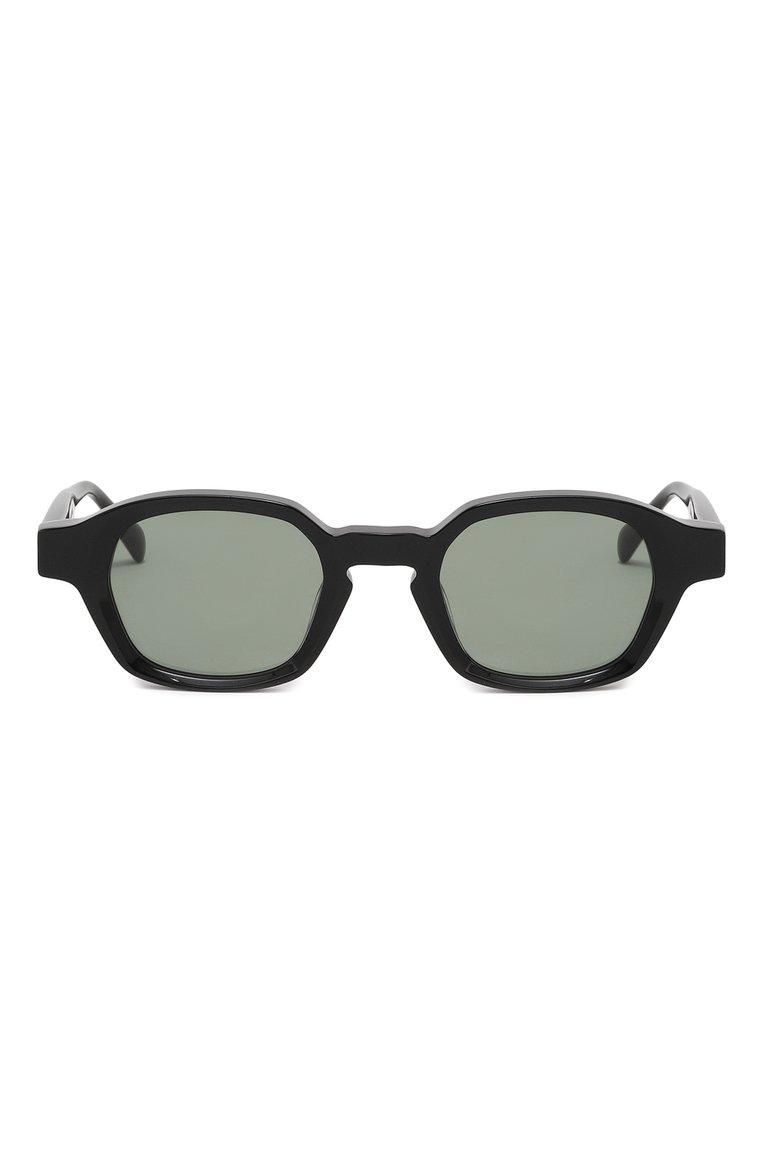 https://st-cdn.tsum.com/sig/78b927ee3320eabdecc1f613ac9aa327/width/763/i/fe/f7/57/4e/8236808a-ed08-455f-99f1-14be5d80a64f.jpg