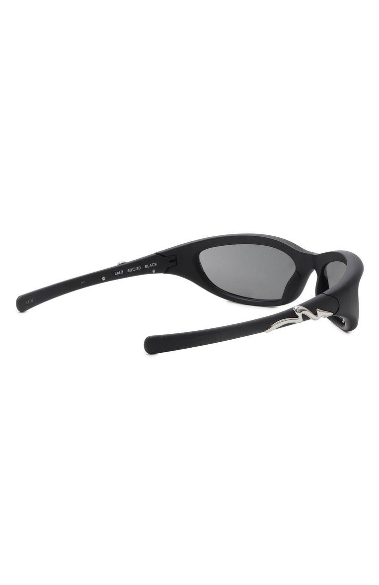 https://st-cdn.tsum.com/sig/7bcf44e552fb6d967e9e4a5c0bdb9862/width/763/i/17/e0/1c/cf/047b9a9b-29bf-11f0-b80d-b4969139ea48.jpg