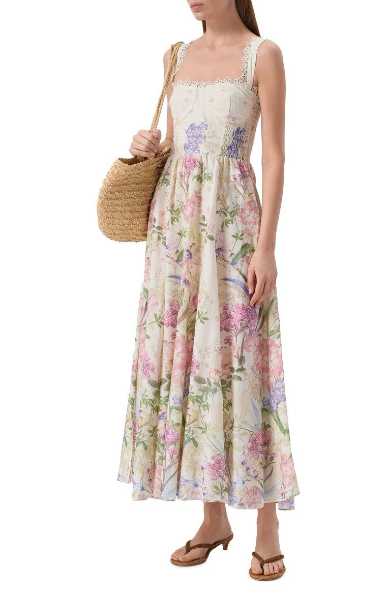 https://st-cdn.tsum.com/sig/7e03977ad2db44345c458fabcda970b1/width/763/i/cd/a2/96/24/97c5e129-c16b-4f6a-804b-9e70c807c893.jpg
