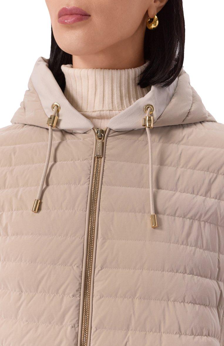 https://st-cdn.tsum.com/sig/7e3a132493bf11278cc5575dbed7070d/width/763/i/07/94/44/87/42b49c94-84f8-4832-8fe8-5a36611882ae.jpg