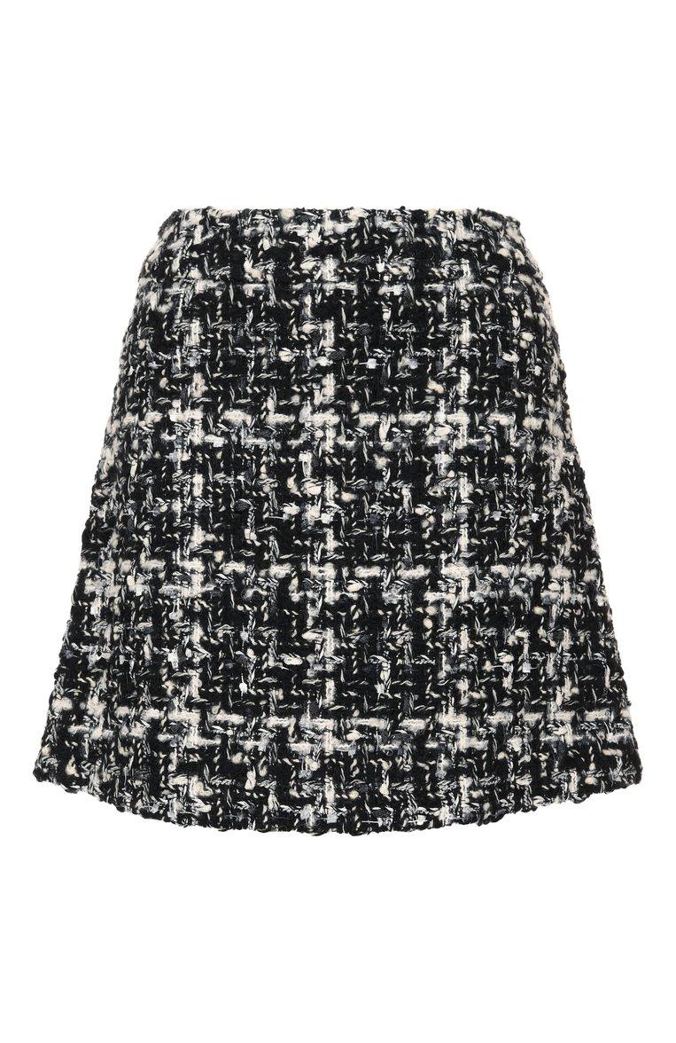 https://st-cdn.tsum.com/sig/8371c5e1747022df304de4274e12abcf/width/763/i/56/ee/69/c8/144170cf-57db-4305-9722-2548ea49c8ea.jpg