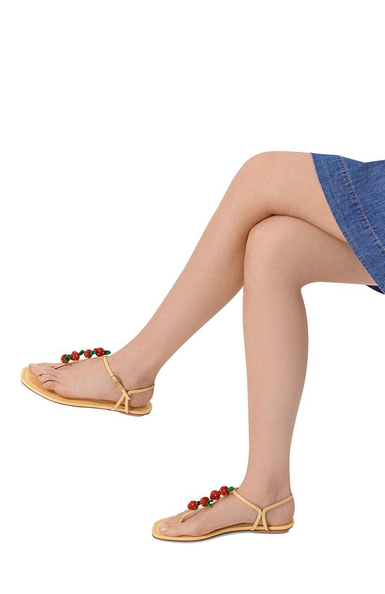 https://st-cdn.tsum.com/sig/89272d8fc0a77b4fd11e8fcee4a740d1/width/763/i/8a/d8/e1/14/cfbb9e70-0ffd-420f-b59a-53ce05d22e02.jpg
