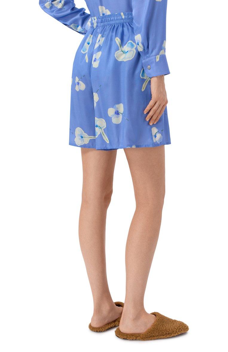 https://st-cdn.tsum.com/sig/8acbbcaaf7cc5c322fe50c18c182e522/width/763/i/32/e9/b8/35/d5e7465d-e32a-11f0-b80d-b4969139ea48.jpg