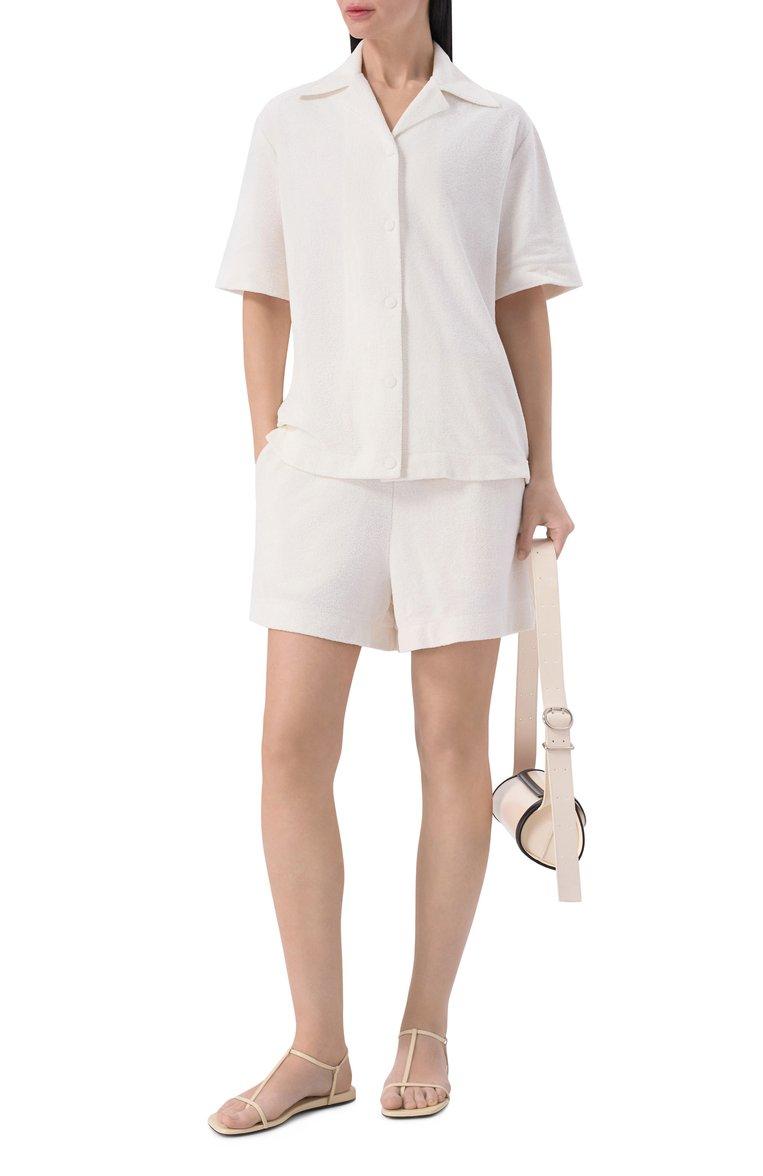 https://st-cdn.tsum.com/sig/8e99f706e09494b656b7d16e7daaf752/width/763/i/57/45/07/23/2f331acf-b901-4a96-8536-7d24bbf1b0bc.jpg