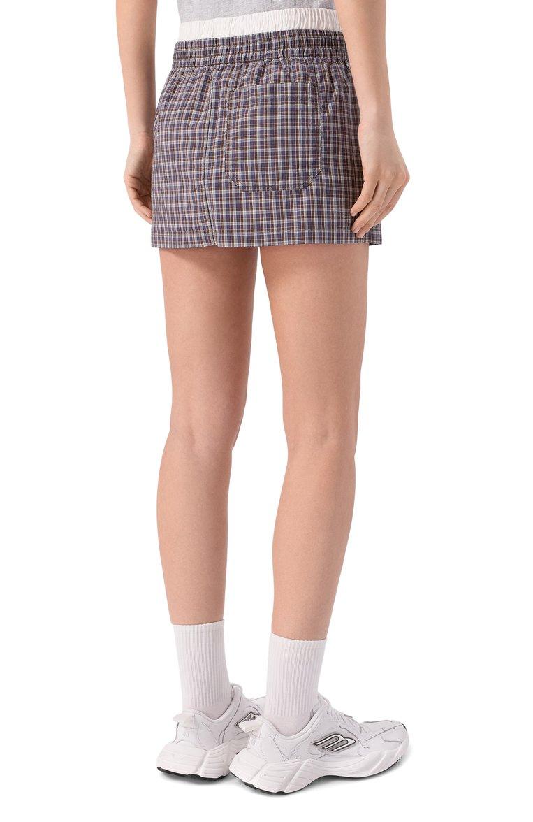 https://st-cdn.tsum.com/sig/92adf0f98c73782ac0f91e17c1ba0f3c/width/763/i/e8/da/a6/df/ccaf0551-abf6-4a55-a78b-944deb29e86a.jpg