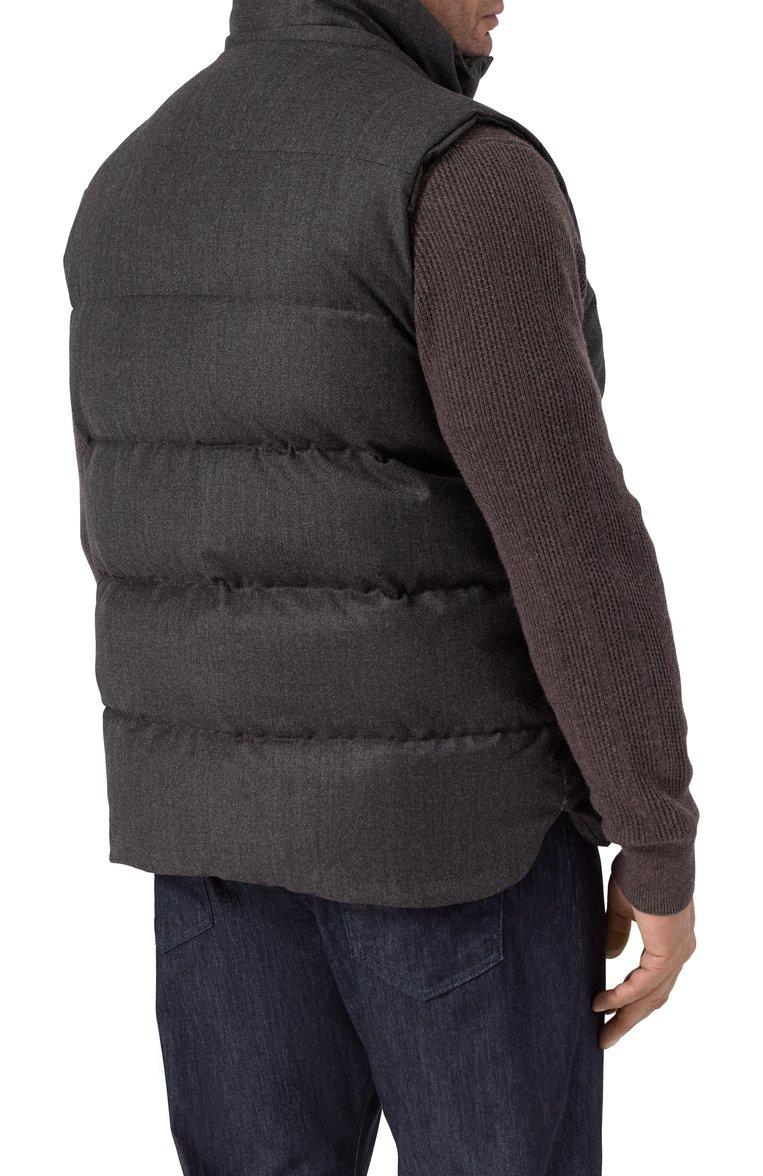 https://st-cdn.tsum.com/sig/937cf8a2595f96019409958ea5b5ad9b/width/763/i/15/cf/6d/11/ee2c7921-7d01-11f0-b80d-b4969139ea48.jpg