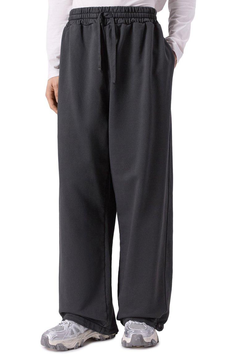 https://st-cdn.tsum.com/sig/9aef1063432b36631836363c1a761be4/width/763/i/ee/2b/8d/3b/3ca26c3b-9c74-11f0-b80d-b4969139ea48.jpg