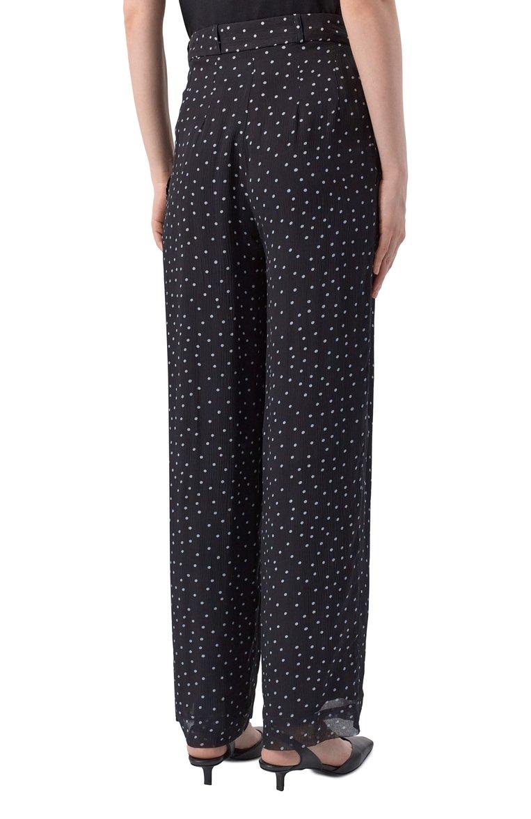 https://st-cdn.tsum.com/sig/9b2f3d12112a286a1b72da6f428c15b3/width/763/i/55/89/7e/ef/2577a7bf-041c-11f1-b80d-b4969139ea48.jpg