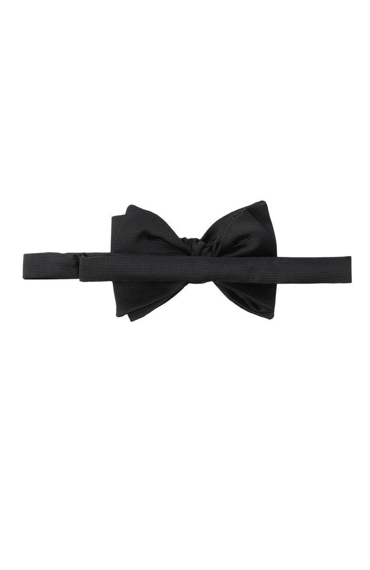 https://st-cdn.tsum.com/sig/9e7b7e5a4170de2733cb009ca7d2ff68/width/763/i/3d/3d/68/43/c060fee4-7775-4245-a723-4c05b2f34b76.jpg