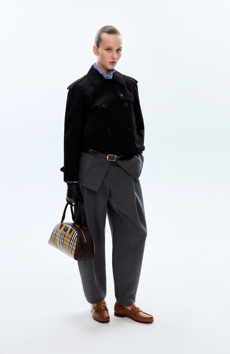https://st-cdn.tsum.com/sig/9ec2b26c95c93a67700334a4eb99925d/width/763/i/d8/63/cc/d7/ebd0780b-a9af-11f0-a839-b4969139e814.jpg