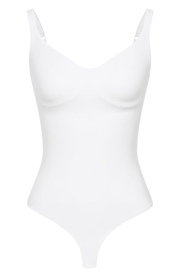 https://st-cdn.tsum.com/sig/a02a5bf3bcf71000d62661c9589e2336/width/763/i/0d/3c/88/9f/1e882a27-e330-4be5-9f7f-c7bf4c276b6b.jpg