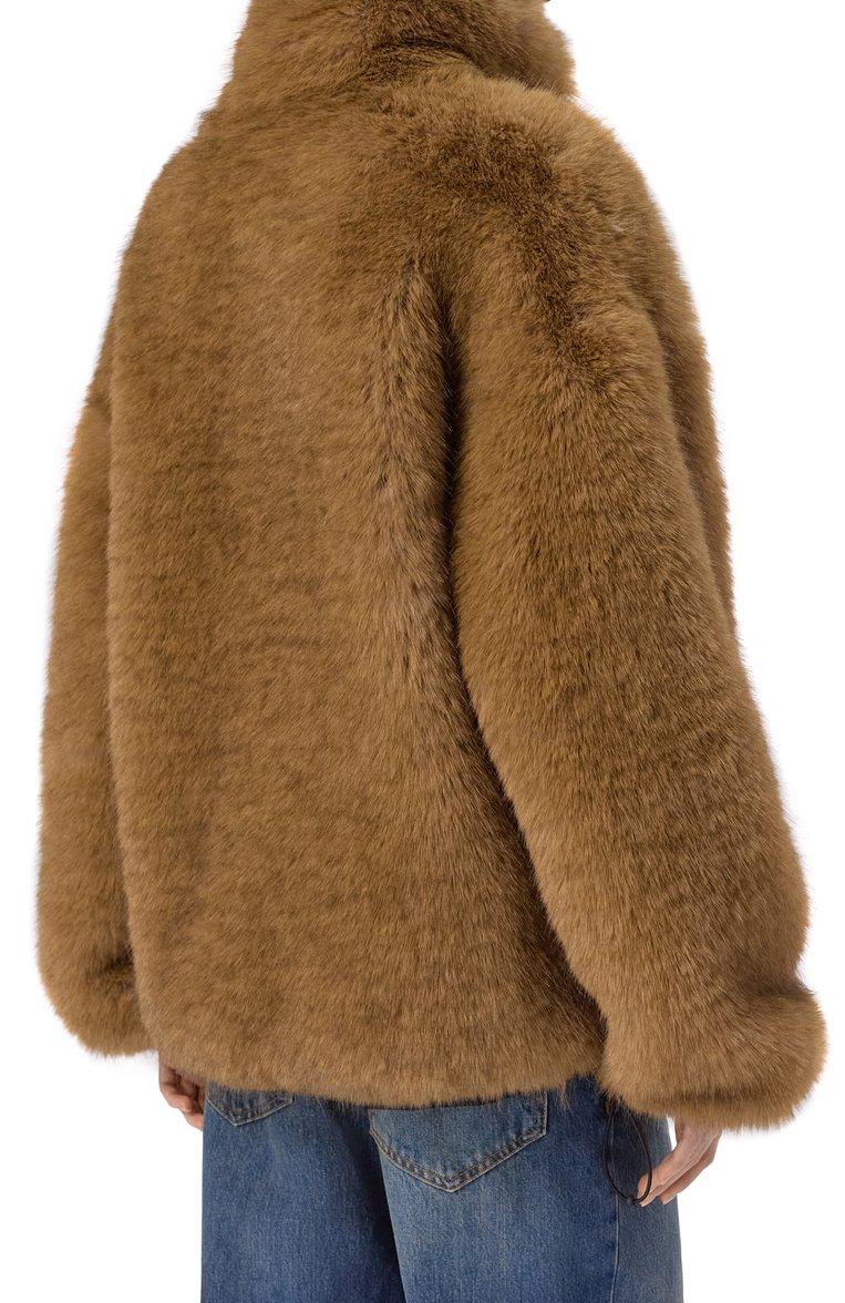https://st-cdn.tsum.com/sig/a59c71b053894339645163edf38bbd69/width/763/i/2a/47/70/fd/e01d6dc4-b8ac-11f0-b80d-b4969139ea48.jpg