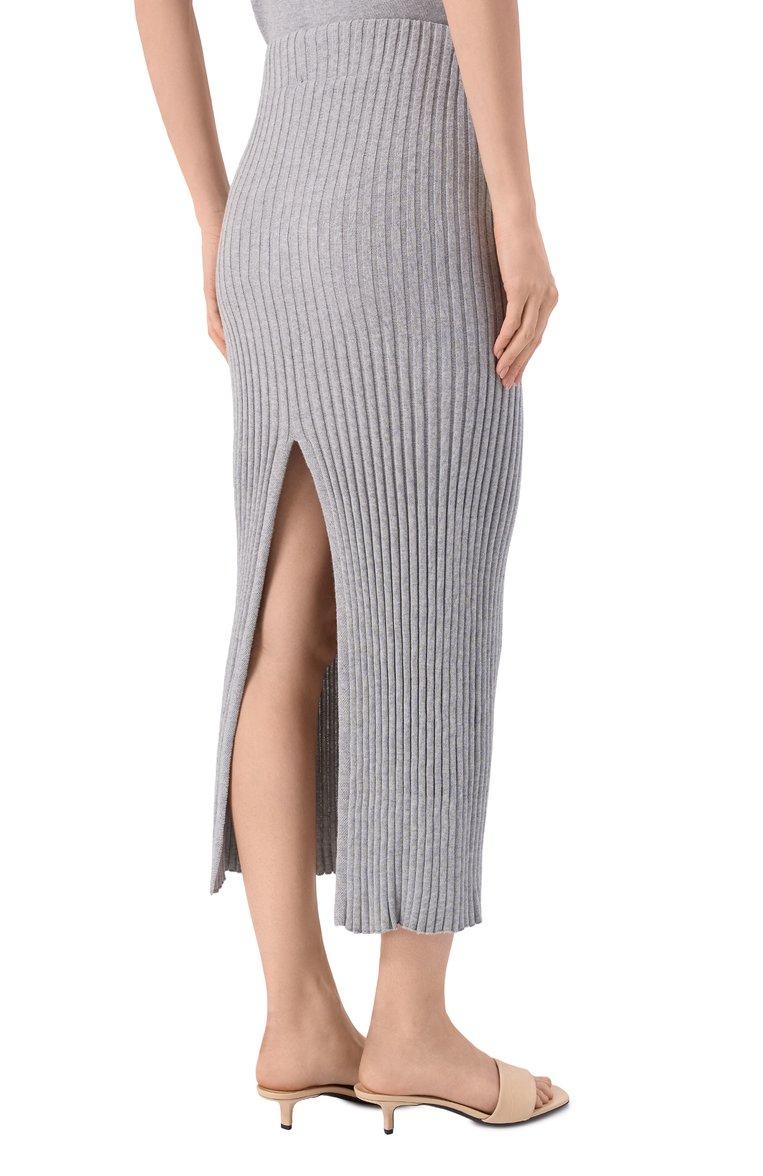 https://st-cdn.tsum.com/sig/af62d6e5d5be77a003a7917e4b9be1e8/width/763/i/74/bb/10/69/056a07bf-c292-4045-8ac0-61dee9ae1c54.jpg