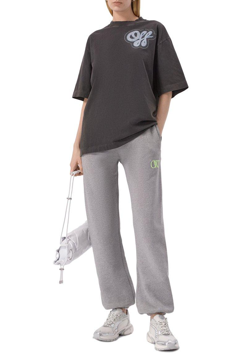 https://st-cdn.tsum.com/sig/b1680c4624382c258f625178a42fc4d3/width/763/i/b8/b7/94/fb/0ad9e0ae-2dab-11f0-b80d-b4969139ea48.jpg