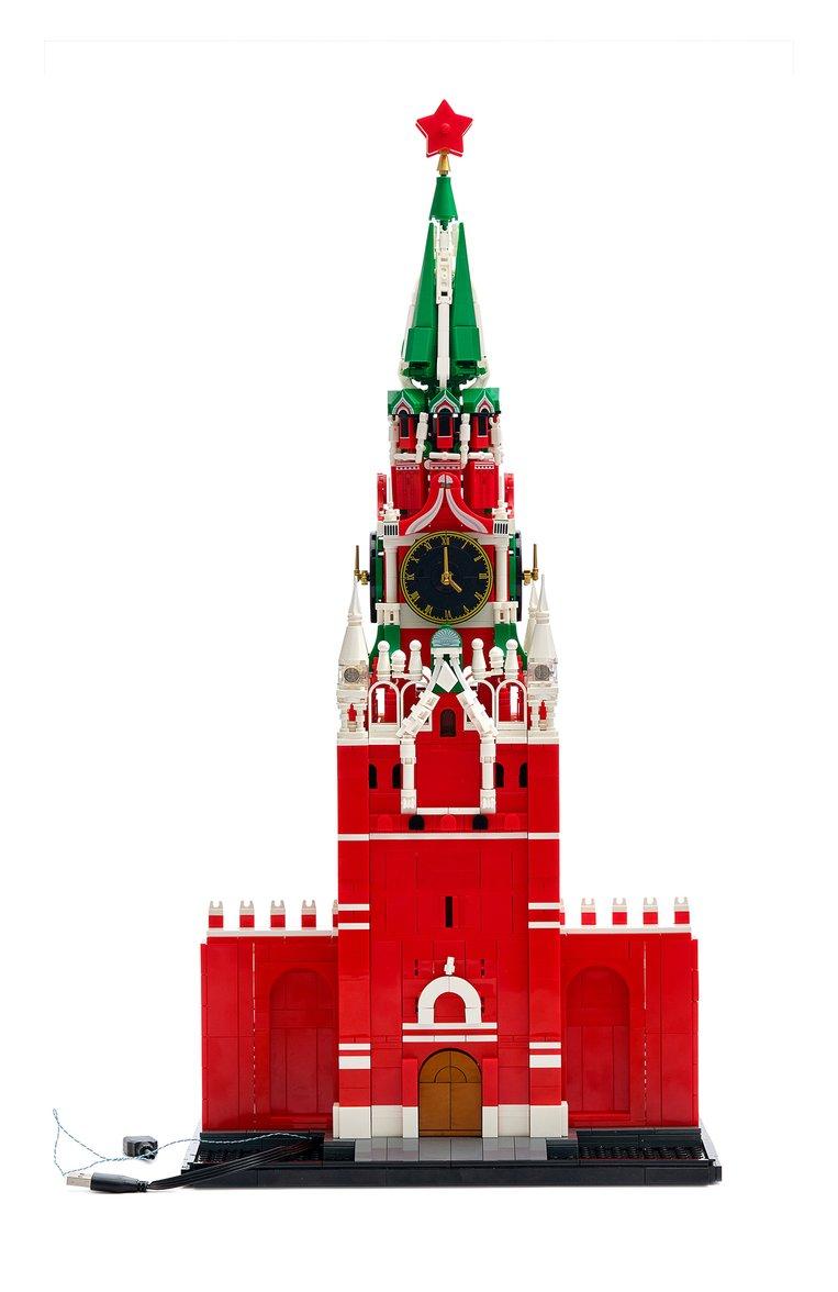 https://st-cdn.tsum.com/sig/b6a819e1cbcc617922a8bba2eb113395/width/763/i/e7/cc/66/6f/27ac681f-a10d-4e2a-96e9-6be2f079f768.jpg