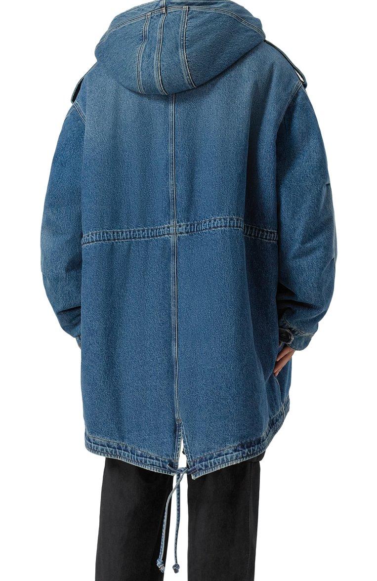https://st-cdn.tsum.com/sig/b93aca983feb2fbb373e585c691db216/width/763/i/76/4a/bd/61/cf8bfa87-00ed-11f1-b80d-b4969139ea48.jpg