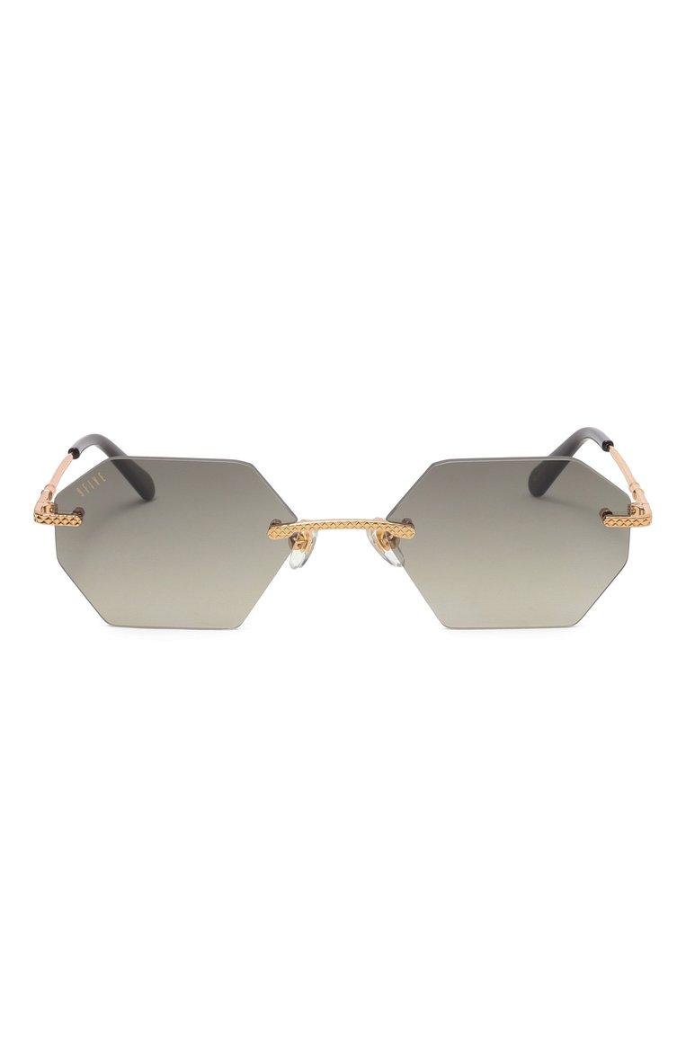 https://st-cdn.tsum.com/sig/ba9d940b277b287373b2a70a234335b9/width/763/i/42/96/d9/b5/99704d95-84f7-11f0-b80d-b4969139ea48.jpg