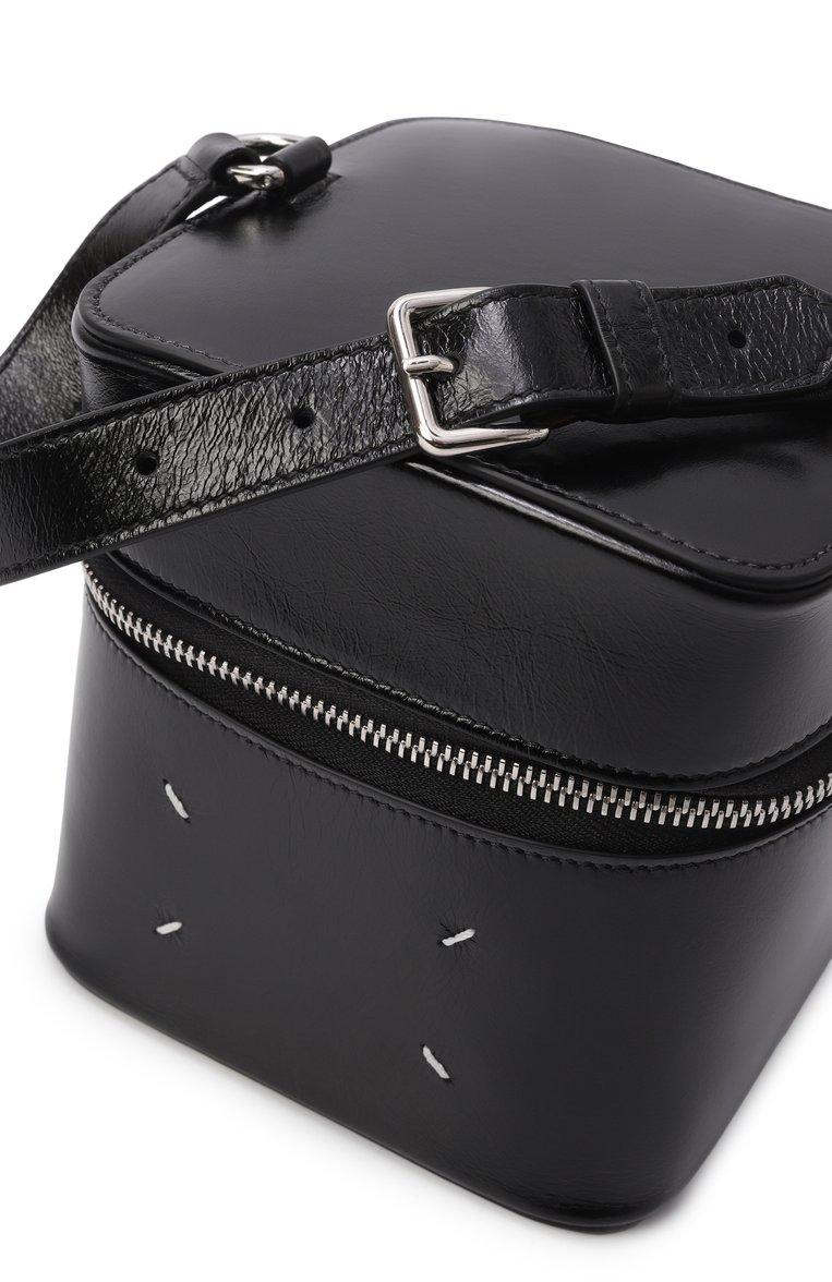 https://st-cdn.tsum.com/sig/c2c823a5b894939db748d69702626bdc/width/763/i/cd/27/69/b2/2008cfd1-96a1-4aba-bd34-01a2941872d2.jpg