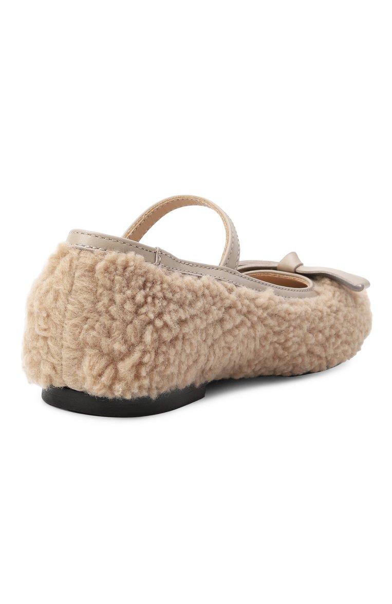 https://st-cdn.tsum.com/sig/c4c4f6f010bde5b066f2f0363626d0ea/width/763/i/7c/47/d5/71/0a9ef554-4d06-11f0-b80d-b4969139ea48.jpg