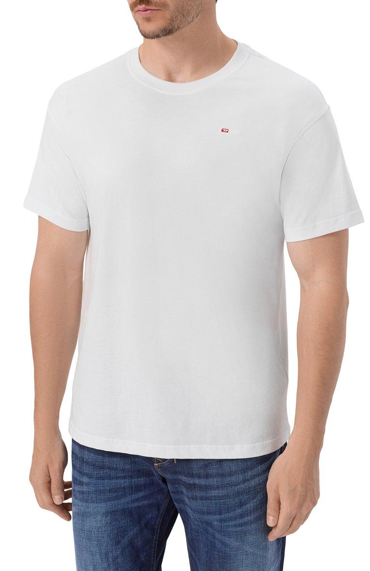 https://st-cdn.tsum.com/sig/c595bf4495273060c558695e5775bec8/width/763/i/9c/f6/71/f4/33e8df5c-e135-436d-8138-b57371375bc3.jpg