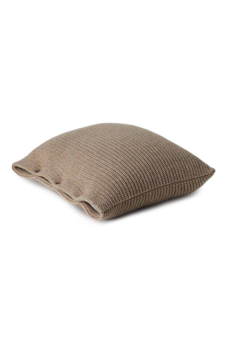 https://st-cdn.tsum.com/sig/c92eaa5a26b81e89fcd6c72aeed6ca4f/width/763/i/4c/0c/66/58/4c0c6658-06a2-3f72-929b-90928cca5ecc.jpg