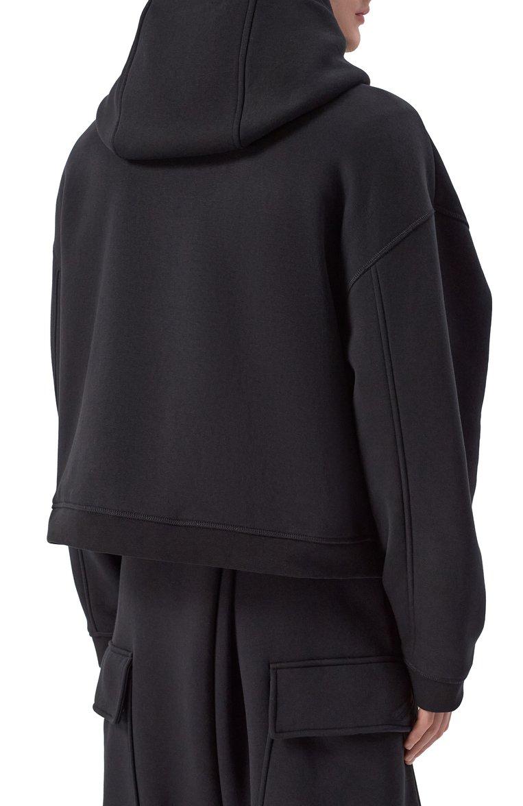 https://st-cdn.tsum.com/sig/c966418ae1cbe61be5b386a4c9850926/width/763/i/83/10/cf/e2/d695746c-8029-11f0-b80d-b4969139ea48.jpg