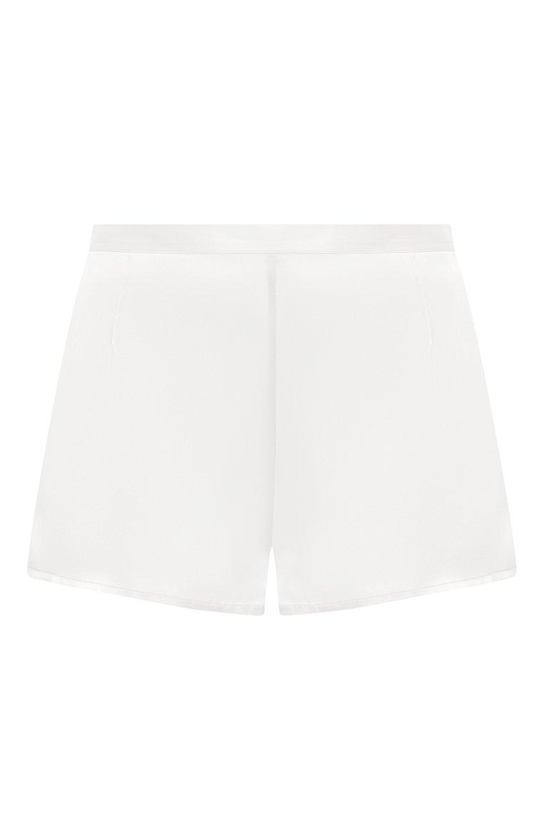 https://st-cdn.tsum.com/sig/cc437a29fe9a4420663b1b373badefd8/width/763/i/33/cf/39/49/33cf3949-6db4-3284-b747-1fbc6c1ce3d0.jpg
