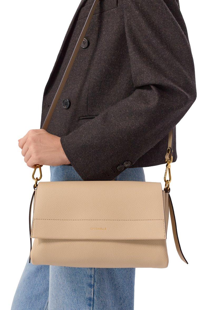 https://st-cdn.tsum.com/sig/d24ac6b251414caf4a4aa783d7b9df14/width/763/i/60/16/51/fc/9767fd41-efac-11f0-b80d-b4969139ea48.jpg