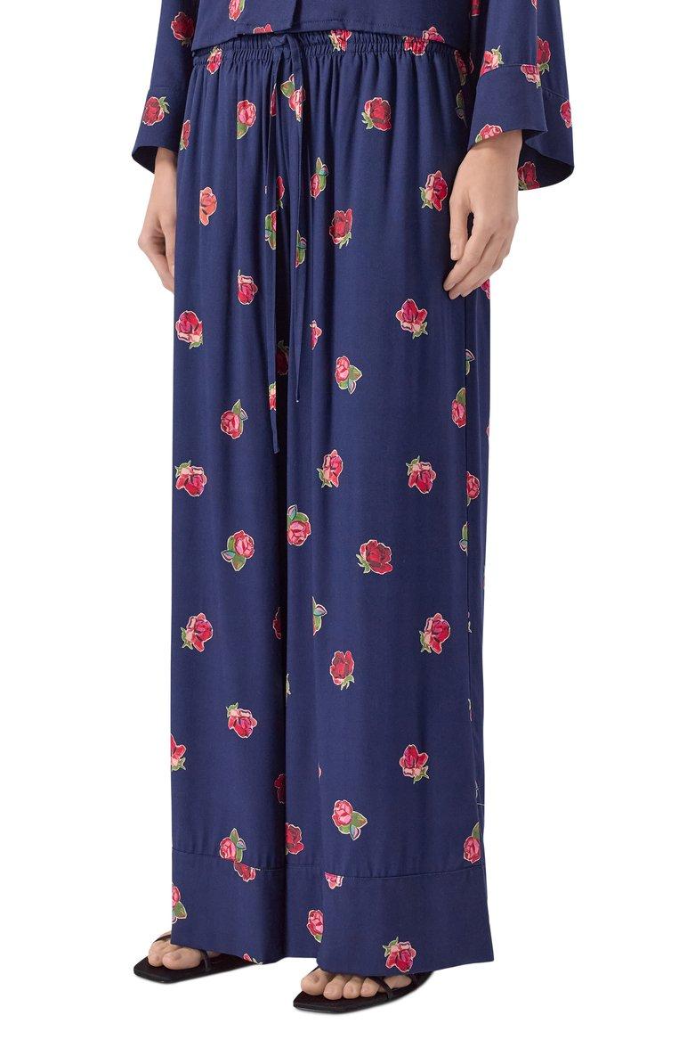 https://st-cdn.tsum.com/sig/d6b4e2b7206910cb4455baa58eaf89ba/width/763/i/22/76/b0/2a/6d13981c-dc1a-11f0-b80d-b4969139ea48.jpg